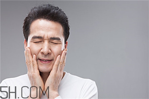 酒精肝能治好嗎？酒精肝早期什么癥狀？