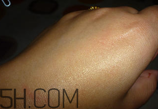 玫琳凱柔潤眼霜適合什么年齡_怎么樣 玫琳凱柔潤眼霜適合什么年齡_怎么樣