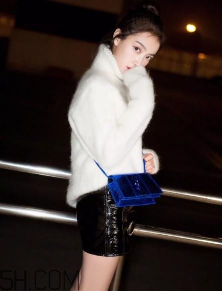 穿高領毛衣配什么發(fā)型？高領毛衣適合什么發(fā)型？