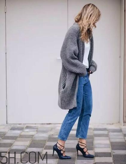 毛衣外套怎么搭配？毛衣外套里面配什么？