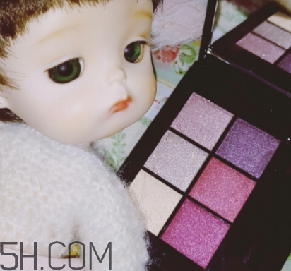 眼影可以用洗面奶卸嗎？沒有卸妝液怎么卸眼影	