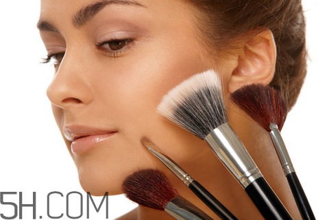 化妝刷什么毛最好？化妝刷怎么選購？
