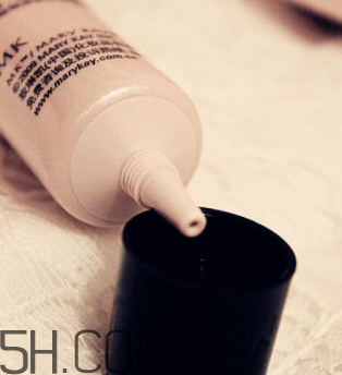 玫琳凱柔潤眼霜適合什么年齡_怎么樣 玫琳凱柔潤眼霜適合什么年齡_怎么樣