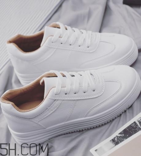 運(yùn)動(dòng)鞋勒腳怎么辦？運(yùn)動(dòng)鞋壓腳背怎么處理？