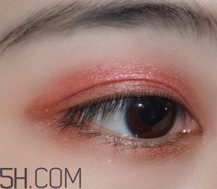 稚優(yōu)泉眼影怎么畫？稚優(yōu)泉眼影畫法視頻