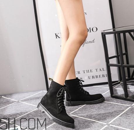 馬丁靴硬皮好還是軟皮好？馬丁靴皮子太硬怎么辦？