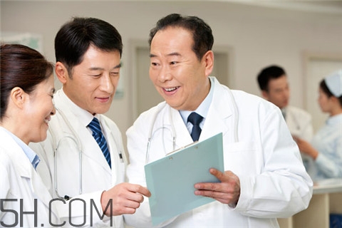 冠心病要注意什么？冠心病要怎么治療？