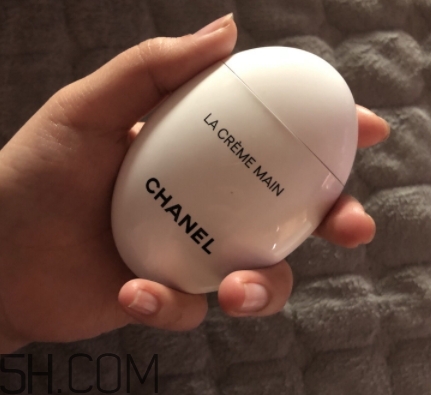 香奈兒la creme main護手霜怎么用？香奈兒鵝卵石護手霜評測
