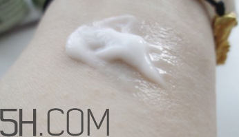 悅木之源維C精華霜怎么樣？悅木之源維C精華霜好用嗎？