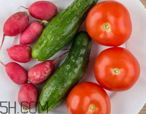 青蘿卜和西紅柿能一起吃嗎 紅蘿卜和西紅柿能一起吃嗎 青蘿卜和西紅柿能一起吃嗎 紅蘿卜和西紅柿能一起吃嗎