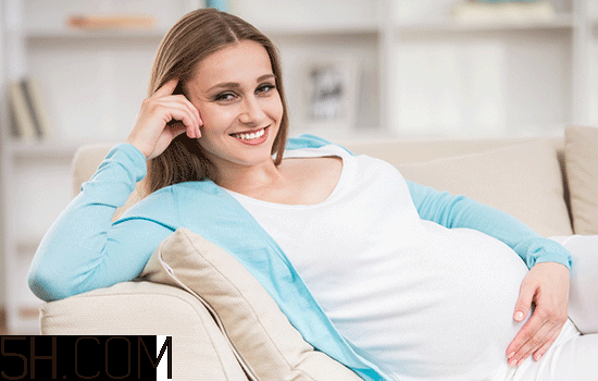 孕婦冬天可以用護(hù)手霜嗎 孕婦能不能擦護(hù)手霜 孕婦冬天可以用護(hù)手霜嗎 孕婦能不能擦護(hù)手霜