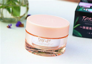 謎尚和瑪麗黛佳素顏霜哪個(gè)好？素顏霜對(duì)皮膚傷害大嗎？