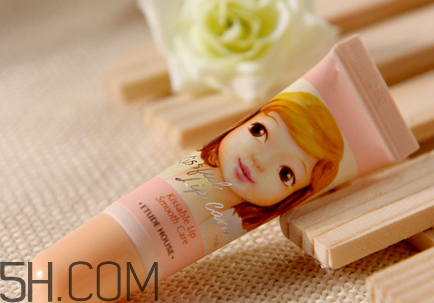 潤唇膏能吃嗎？潤唇膏的主要成分