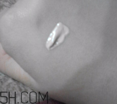 卡姿蘭粉底液怎么樣？卡姿蘭粉底液多少錢？