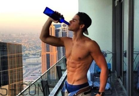 精囊炎會(huì)引起血尿嗎？精囊炎會(huì)導(dǎo)致無(wú)精嗎？