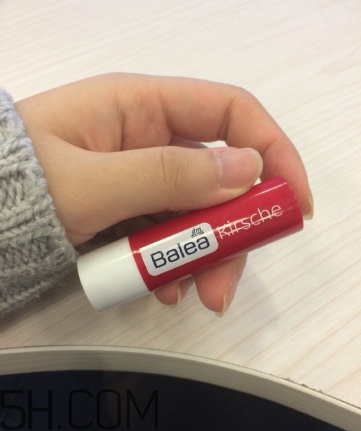 balea櫻桃潤唇膏好用嗎？balea櫻桃潤唇膏多少錢？