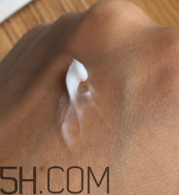 絲塔芙致潤保濕霜怎么樣？絲塔芙致潤保濕霜好用嗎？