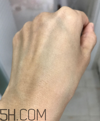 絲塔芙保濕潤膚乳嬰兒能用嗎？絲塔芙潤膚乳怎么樣？