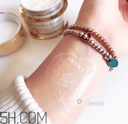 雅詩(shī)蘭黛多效智妍面霜適合多大年齡？