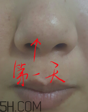 絲塔芙泡沫潔面乳怎么用？泡沫潔面乳用法