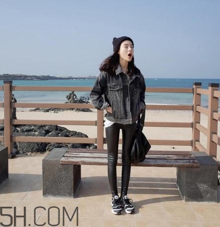 牛仔外套掉色怎么辦？牛仔外套怎么洗不掉色？