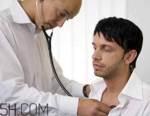 支氣管炎可以吃雞蛋嗎？支氣管炎和咽炎有什么區(qū)別？