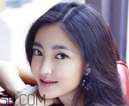 草莓味是什么意思 說女生草莓味什么意思 草莓味是什么意思 說女生草莓味什么意思