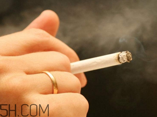 支氣管炎可以抽煙嗎？支氣管炎能喝酒嗎