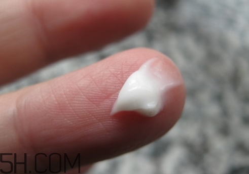 透真眼霜怎么用？透真眼霜效果怎么樣？