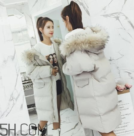 羽絨服可以暴曬嗎？羽絨服曬掉色了怎么辦？