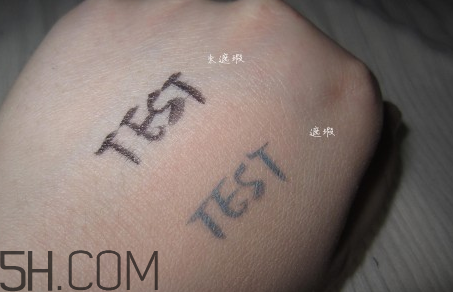 玫珂菲彩妝師摯愛粉餅怎么樣_產品評測