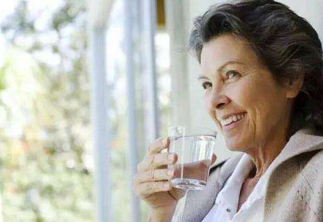 尿毒癥病人吃什么好？得了尿毒癥還能活多久