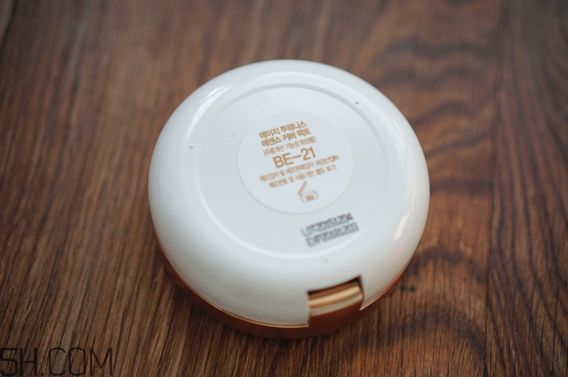 愛敬氣墊21號和23號哪個好？愛敬氣墊粉色和白色的區(qū)別？