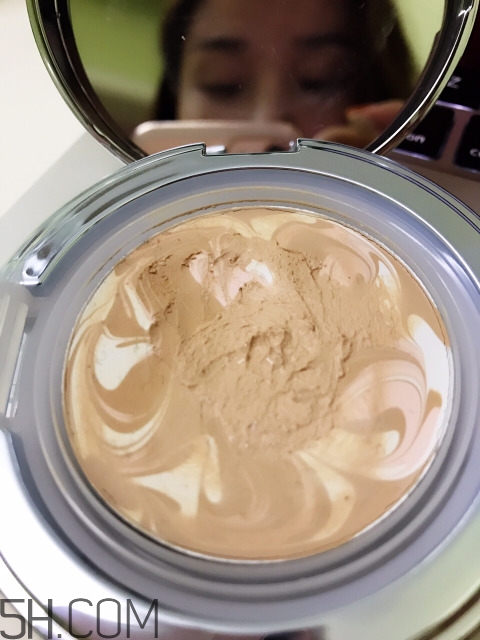 愛敬藍(lán)色氣墊怎么樣？愛敬和vant氣墊對(duì)比