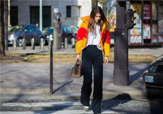 羽絨服搭配闊腿褲好看嗎？羽絨服配闊腿褲圖片