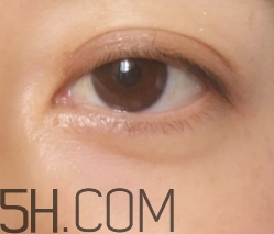 伊詩蘭頓眼膜好用嗎？伊詩蘭頓眼膜怎么用