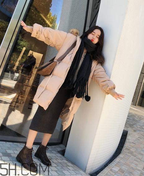 羽絨服毛領(lǐng)掉毛怎么辦？羽絨服毛領(lǐng)是什么毛？