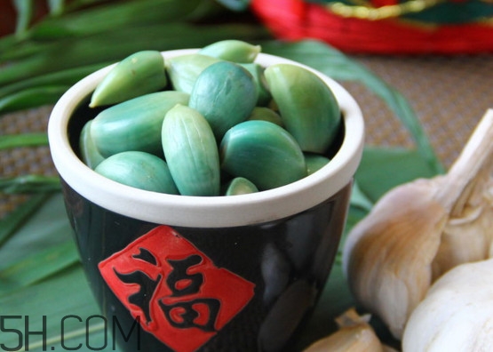 臘八蒜夏天能做嗎？臘八蒜和糖醋蒜的區(qū)別