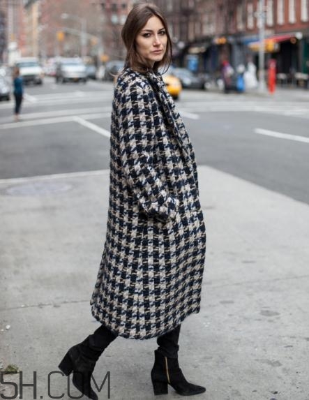 格子大衣搭配什么鞋子？格子大衣搭配鞋子圖片