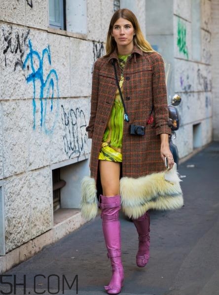 格子大衣搭配什么鞋子？格子大衣搭配鞋子圖片