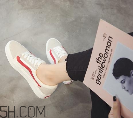 帆布鞋長霉了怎么處理？帆布鞋發(fā)霉了怎么洗掉？