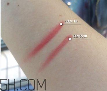 迪奧999和cpb311哪個好看？cpb奢華艷光唇膏價格多少錢？