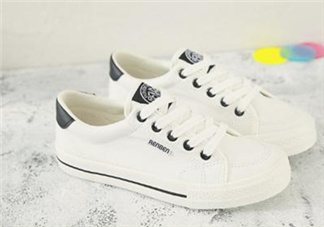 帆布鞋能光腳穿嗎？帆布鞋可以墊增高墊嗎？