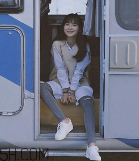 帆布鞋有油怎么清洗？帆布鞋上的油漬怎么去掉？