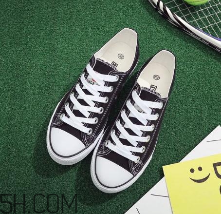 帆布鞋鞋底什么材質(zhì)好？帆布鞋什么鞋底防滑？