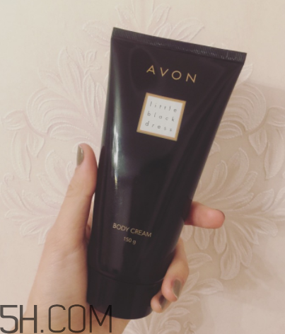 雅芳香體乳效果怎么樣？雅芳香體乳哪個好聞？