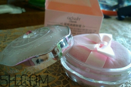 巧迪尚惠蜜粉好用嗎？巧迪尚惠散粉色號試色