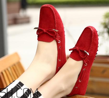 豆豆鞋買小擠腳怎么辦？豆豆鞋會(huì)不會(huì)越穿越大？