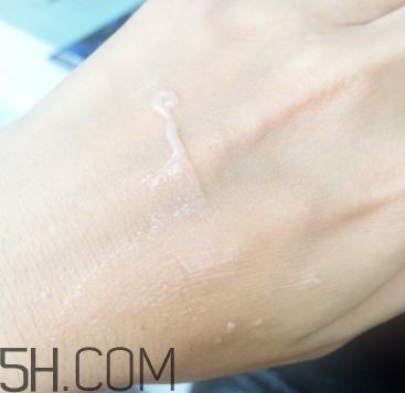 巧迪尚惠妝前乳好用嗎？巧迪尚惠妝前乳評測