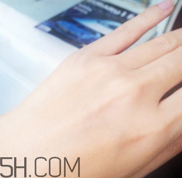 巧迪尚惠妝前乳好用嗎？巧迪尚惠妝前乳評測